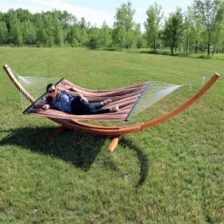 Sunnydaze Decor Sunnydaze Quilted Double Fabric 2-Person Hammock With Curved Arc Wood Stand -Sunnydaze Decor GUEST 95ad8cb0 2159 4097 8529 5272e889ad25